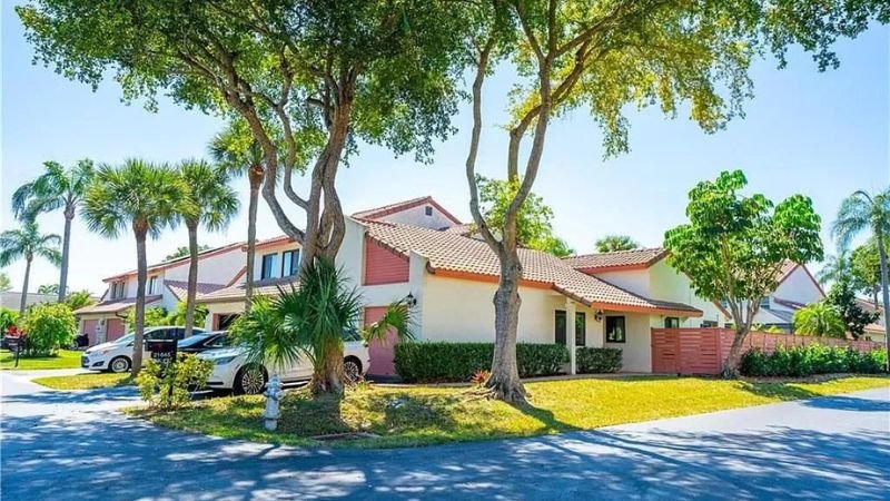 21645 Casa Monte Ct, Boca Raton, FL 33433